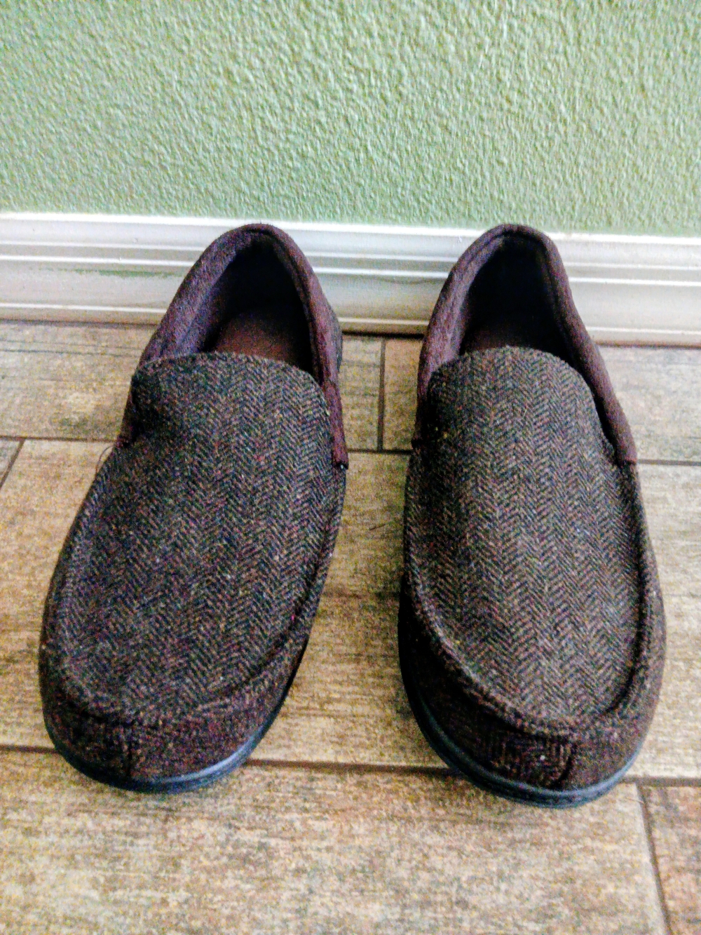 Men's Brown Isotoner Slip-On Loafers